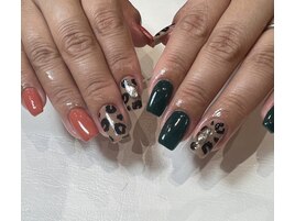 ヒョウ柄ネイル