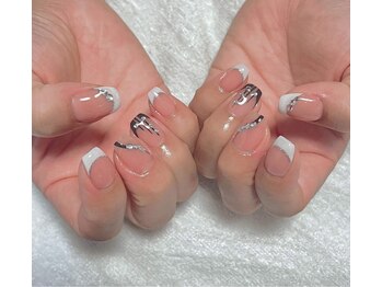 ジョリ チュン(JOLIE TRUONG)/