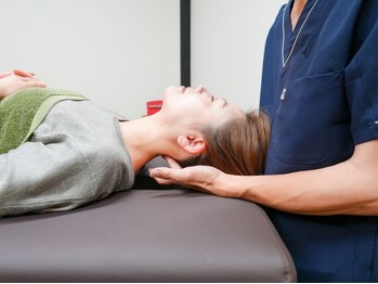 ぬくもり整体院の写真/お悩みに合わせて施術！女性に優しい施術で体の歪みを整える☆首・肩のコリを改善して姿勢美人に♪