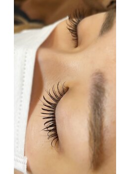 アースコアフュールボーテ 成田店(EARTH coiffure beaute)/フラットマットラッシュ150本