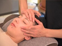 グレイ(GRAY)/骨盤矯正 骨格矯正 姿勢 猫背 顔