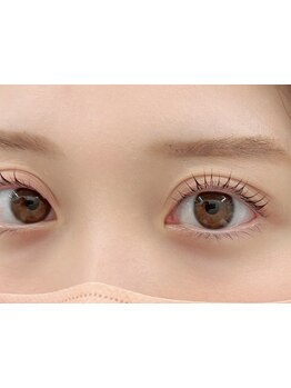 ナチュラル上品な目元にしたい