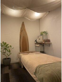 エミュ(emu)/五感を癒す完全個室の施術ルーム