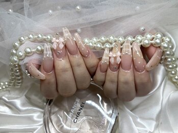 アンジュ(Ange)/【Miyu】ドットフレンチネイル