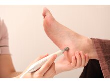 フットブルー横浜店/施術の流れ【6.マシンケア】