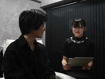 眉毛男子 新宿店の写真/【新宿西口駅徒歩3分☆】メンズ専門店！！眉毛/フェイシャル/ネイルケア◎年齢問わずお任せください♪