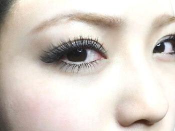 イヴアンドボー(IB&beaux)/ボリュームラッシュ600本以上