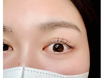 ブラン 広島八丁堀(Blanc)の写真/【広島/眉毛とまつげサロン】似合わせ提案が好評！お客様の骨格や雰囲気に合わせたデザインを提案します♪