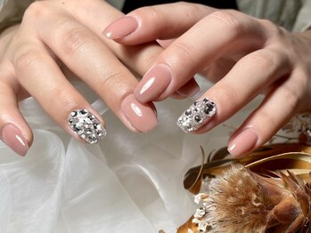 サロンドフォーエイチ(salon de 4H)/上品カラー×埋め尽くしネイル