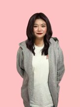 ティーアンドビー ネイルスタジオ(T&B NAIL STUDIO) Nailist かりん