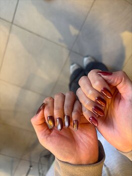 エス(es)/マグネットネイル