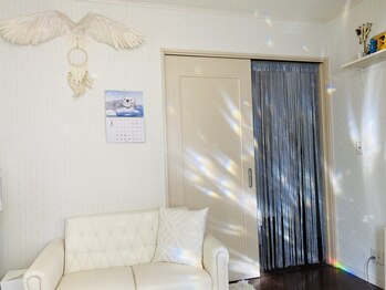 ミロク(369)/光が差し込むサロンです！！