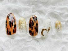 ネイリシャス(NAILICIOUS)/温かみのあるレオパードネイル