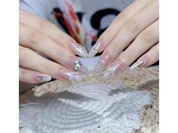 クイーンズビューティーサロン 歌舞伎町店(Queen's beauty salon)/チップアートやり放題&つけ放題