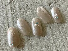 ネイラ 大宮店/ベージュ/ラメ/ストーン