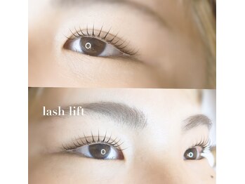 リナリア(linaria)/ラッシュリフト