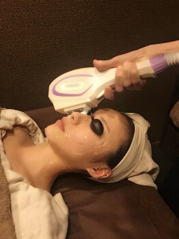 アンベリール(Embellir)/光 フェイシャル