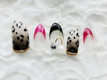 ネイリシャス(NAILICIOUS)/クールなレオパードネイル