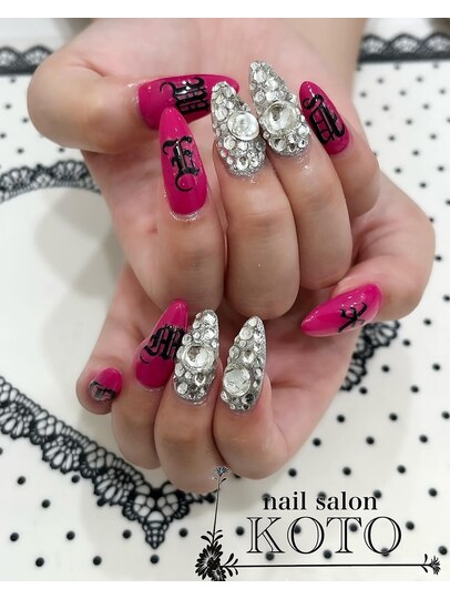 2025年冬】ショッキングピンク ハンドのネイルデザイン集｜人気順  