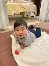 子育てママの整体サロン/施術中のお子様の様子