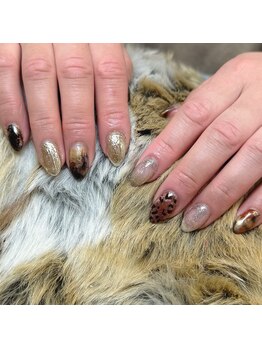 ネイル アトレ バイ アンシャンテ(NAIL atre by Enchante)/