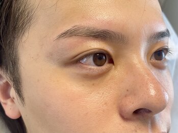 メイド(MADE)/メンズアイブロウ