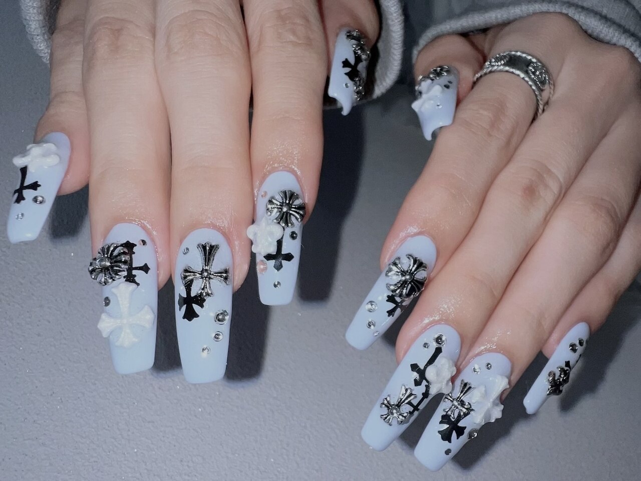 2026年春トレンド】クロスネイルのネイルデザイン集｜人気順｜3ページ