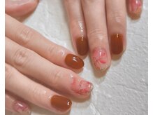 ラウ(Lau)/フラワーネイル¥５５００