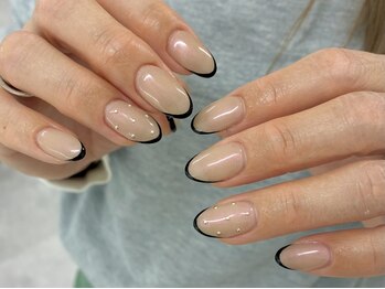 シード(l SEED.)の写真/《ワンランク上の大人シンプルネイルで指先を美しく》お仕事柄派手にできない方にもオススメのネイルサロン
