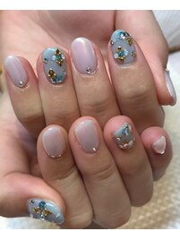 ～キラキラビジュー冬ネイル～