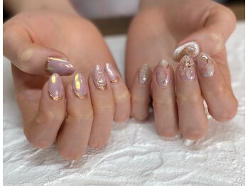 リノン(Linon)/大人気のオーロラネイル