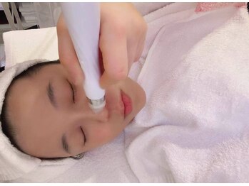 ビューティースタジオ韓美 新宿御苑前/毛穴幹細胞