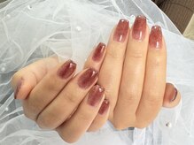 ヒラソルネイル(Girasol nail)/ぶどうのように綺麗