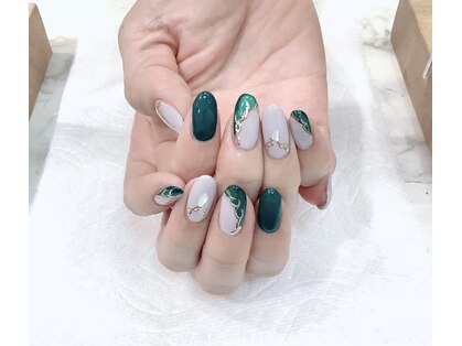 ネイルサロン フィオーレの写真