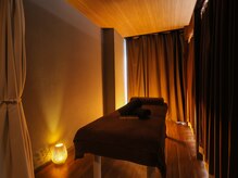 長安足マッサージ/夜には雰囲気が変わります