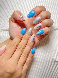 トレンドネイル　¥7500