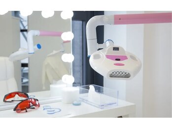 エクシアホワイトニング 高崎店/半個室のセルフホワイトニング