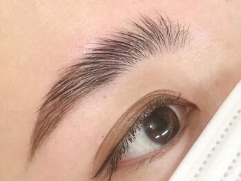 エミュ(emu)の写真/【定番ハリウッドブロウリフト5500円☆】パリジェンヌラッシュリフトとの組み合わせクーポンもご用意◎