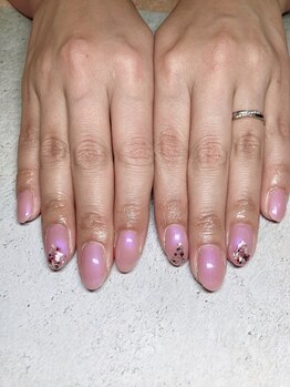 ラグネル(Luxnal)/ピンクシンプルネイル