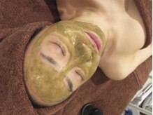 フルール イヤマ(Fleur Iyama)/剥離なしハーブピーリング