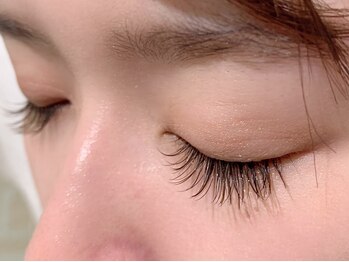 ココ アイラッシュ(co.co. eyelash)の写真/オフィスや普段使いでも浮かない!自然な目元で大人可愛く♪スッピンでも見惚れる印象的な目元をプロデュ-ス