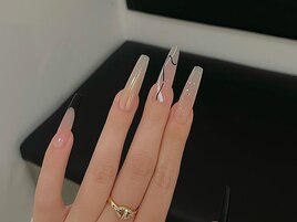 キラキラネイル