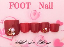 シイナ/フットネイル9000円 