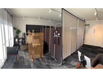 ジェンツ フナバシ(Gents.FUNABASHI)/プライベート空間をしっかり確保