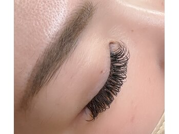 チュラ 美ら(chura)の写真/華やかだけど派手すぎない！メガフラットラッシュで叶える、理想のボリュームEYE☆