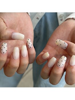 チュチュネイル マキヅメ 東久留米店(chuchu Nail)の写真/シンプルだからこそ、細部に差がつく技術力&センス♪お手元を美しく魅せるワンカラーも当店にお任せ下さい!