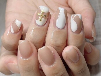 カラーズ(colors.)/ちぐはぐ×うねうねニュアンス。