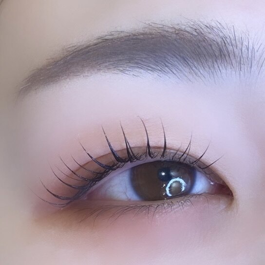 モアナアイラッシュ バイヘッドライト 春日部店(Moana eyelash by HEADLIGHT)/ラッシュリフト束感仕上げ