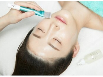サロン ド グレイシャス エステティック(Salon de GRACIOUS esthetic)/ラミネーションピーリング