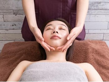 ハナハナ(hana hana)の写真/【日々の疲れにご褒美♪】オイルリンパマッサージ上半身背面トリートメント!心身ともにリフレッシュ◎